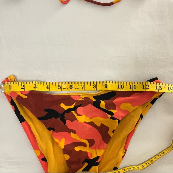 Camo Bikini Set Size M - Picture 10 of 11